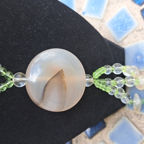 Stone Agate Glass Beaded Necklace - Picture 3 of 3